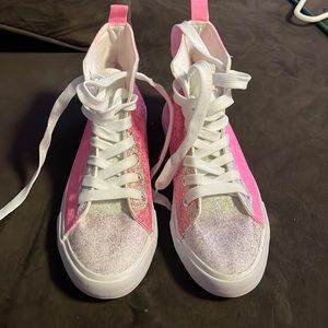 Custom Unicorn shoes size 8.